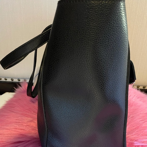 Tahari black tote bag - Picture 4 of 7